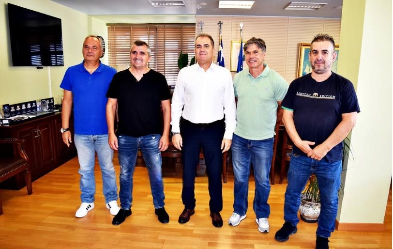 «PAO F.C. ACADEMIES ΚΑΛΑΜΑΤΑ»: Συνάντηση με τον δήμαρχο Θανάση Βασιλόπουλο (φώτο, βίντεο)