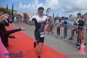 pet-kot-ironman-19_243