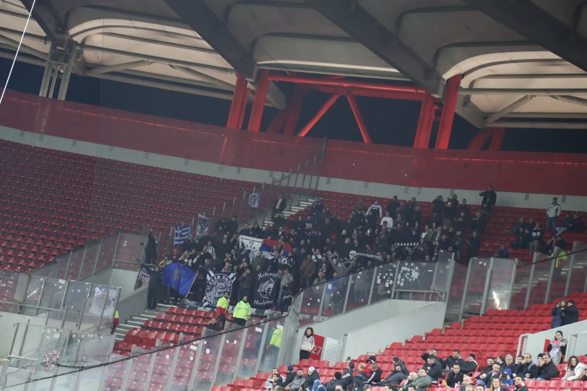 Με κόσμο στο "Γ. Καραϊσκάκης" κόντρα στον Ολυμπιακό η "Μαύρη Θύελλα"