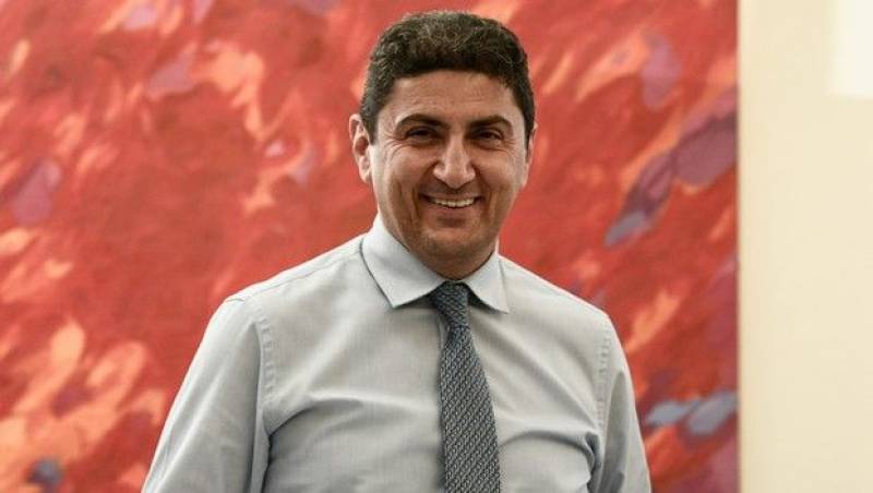 Παραμένει Υφυπουργός Αθλητισμού ο Αυγενάκης