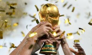 Αποσύρει το σχέδιο για διετές Παγκόσμιο Κύπελλο η FIFA!