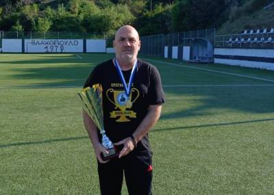 ΠΑΠΑΦΛΕΣΣΑΣ ΒΛΑΧΟΠΟΥΛΟΥ: Παρελθόν από τον πάγκο ο Βλαχογιάννης