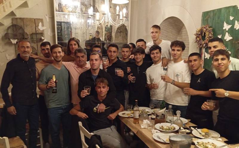 Γιόρτασε την άνοδο ο Μεσσηνιακός στο “Παλιακόν” (φωτογραφίες)