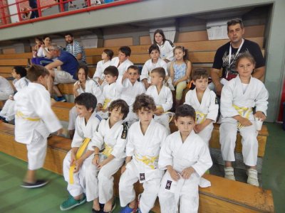 Α.Σ.ΤΖΟΥΝΤΟ ΚΑΛΑΜΑΤΑΣ: Εξι μετάλλια σε διεθνές τουρνουά