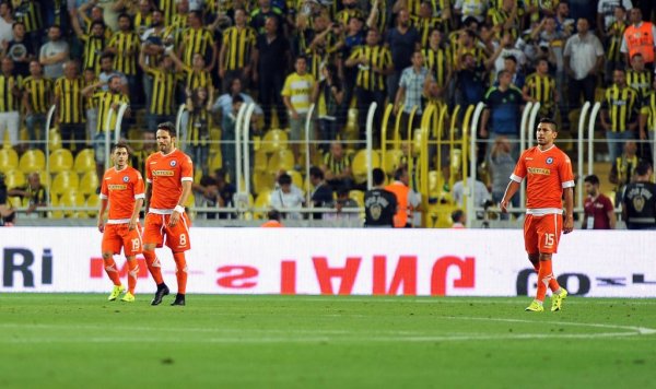 Λύγισε 3-0 στην Κωνσταντινούπολη ο Ατρόμητος
