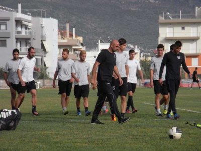 Προσπαθούν να αλλάξουν το κλίμα στην &quot;Μαύρη Θύελλα&quot; εν όψει Ερμιονίδας