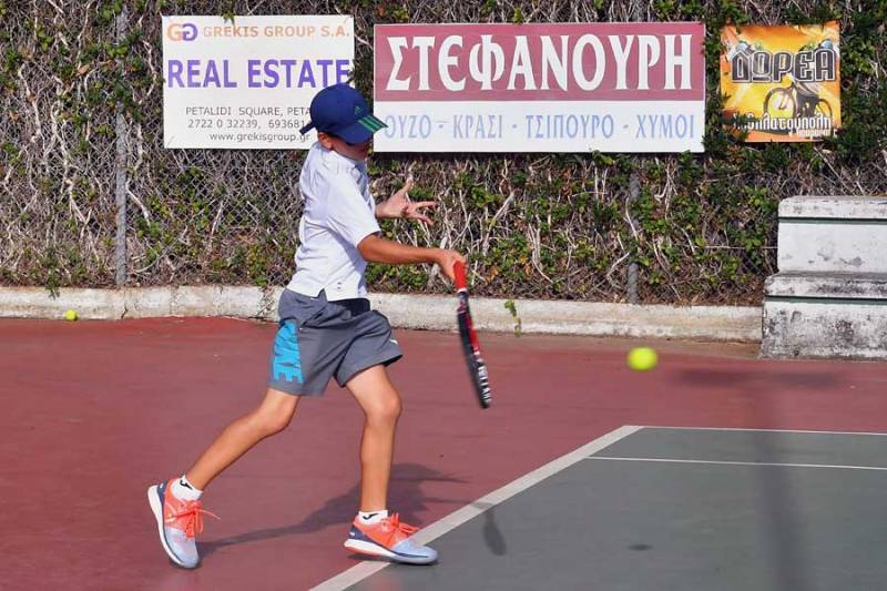 Ενωσιακό πρωτάθλημα τένις στην Καλαμάτα