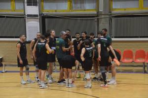 ΚΑΛΑΜΑΤΑ ‘80: Σε ρυθμούς League Cup