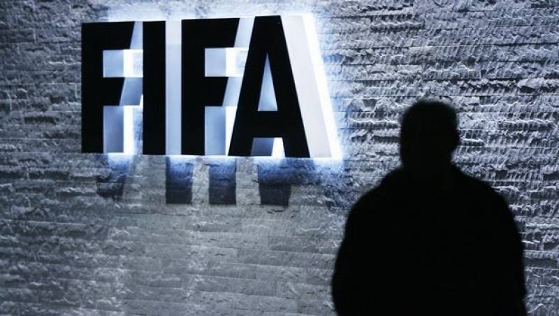 Κορονοϊός: Η FIFA επεκτείνει επ&#039; αόριστον τη σεζόν 2019-20