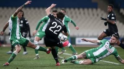 Κορονοϊός: Αναβολή στα play off της Super League!