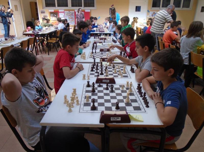 Σκακιστικό πρωτάθλημα έγινε στα Εκπαιδευτήρια Μπουγά