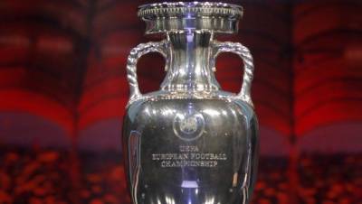 Κορονοϊός: Αναβάλλεται το Euro 2020, σέντρα το 2021!