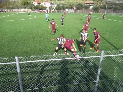 Α.Ε. ΜΑΝΗΣ – ΑΚΡΙΤΑΣ ΚΟΡΩΝΗΣ 2-2: Δίκαιη μοιρασιά στον Κάμπο (φωτό)
