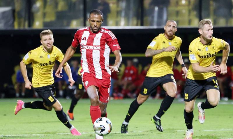 SUPER LEAGUE: Δεσπόζει η αναμέτρηση Ολυμπιακός - Άρης