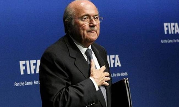 FIFA-Μπλάτερ: «Δεν παραιτούμαι πριν τις 26/2»