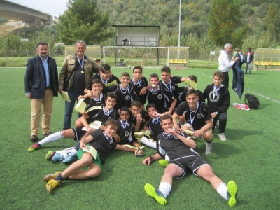 Πρωταθλητής Μεσσηνίας 2015-16 στο ποδόσφαιρο το 1ο Λύκειο Καλαμάτας (βίντεο)