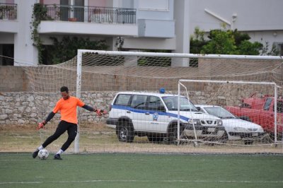 ΚΥΠΑΡΙΣΣΙΑ: &quot;Καίγεται&quot; για τερματοφύλακα, αφού... αργεί ο Ντουγέρογλου