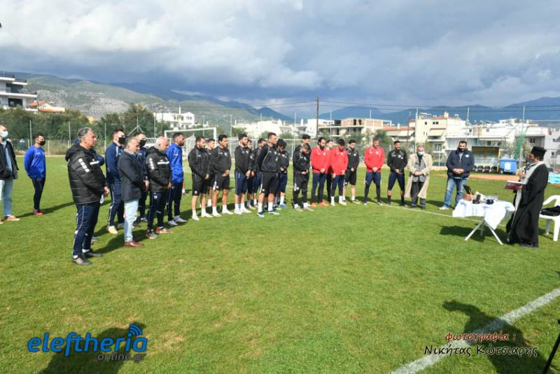 &quot;ΜΑΥΡΗ ΘΥΕΛΛΑ&quot;: Αγιασμός και παρουσίαση φανέλας πριν την πρεμιέρα με Σαντορίνη (φωτογραφίες)