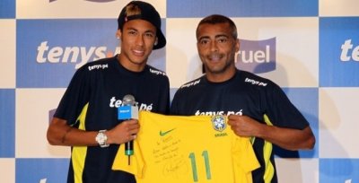 Ρομάριο: &quot;Ο Νεϊμάρ μπορεί να ξεπεράσει τον Πελέ&quot;!