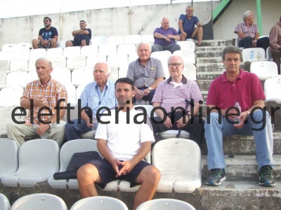 &quot;ΜΑΥΡΗ ΘΥΕΛΛΑ&quot;: &quot;Σε λίγα χρόνια στη Σούπερ Λίγκα&quot;, τόνισε ο Στ. Παπαδόπουλος που είδε την προπόνηση