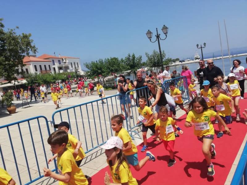Με επιτυχία διεξήχθη το “Pylos Triathlon Kids 2019” (φωτό)