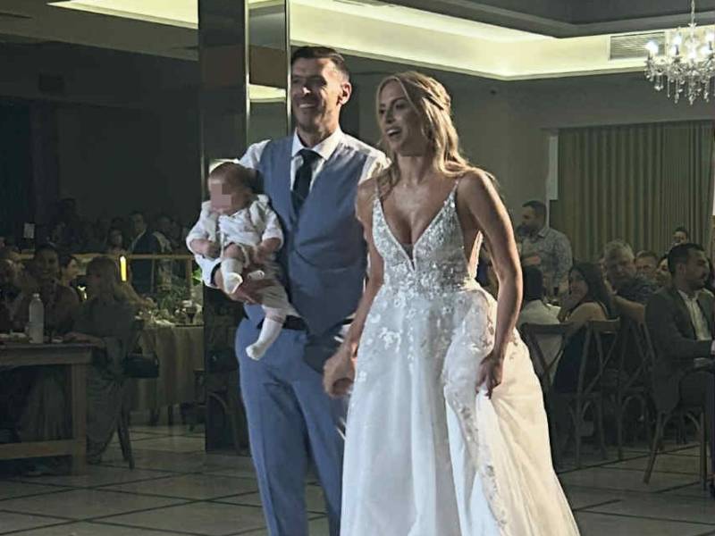 Διπλή χαρά για τον Στάθη Σπηλιώτη: Παντρεύτηκε και βάφτισε τον γιο του (φώτο, βίντεο)