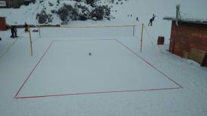 Γήπεδο snow volley στο Χιονοδρομικό Κέντρο Μαινάλου