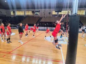 ΔΙΩΝ ΚΥΠΑΡΙΣΣΙΑΣ: Ηττα στην Πάτρα (φωτογραφίες)