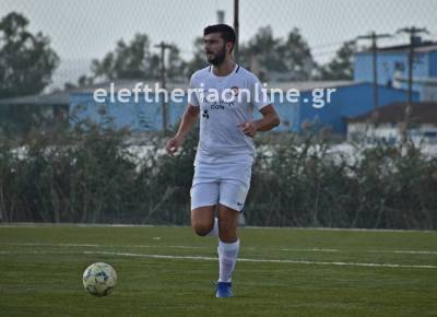 ΑΚΡΙΤΑΣ ΚΟΡΩΝΗΣ: Μπαστακός, η νέα “κολώνα” στο κέντρο της άμυνας!
