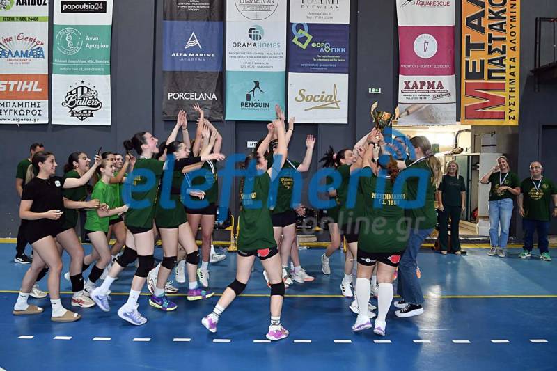 ΒΟΛΕΪ ΓΥΝΑΙΚΩΝ: Γιόρτασε τίτλο και άνοδο στην Α2 ο Μεσσηνιακός (φωτογραφίες)