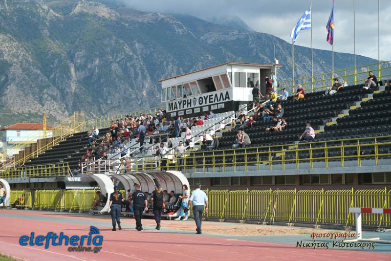 Τιμωρία για τις ομάδες αν δεν φορούν μάσκα οι οπαδοί