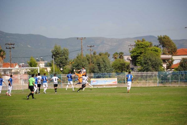 Η Καλαμάτα με σκόρερ τον Καλαντζή νίκησε 2-1 στο Μεσολόγγι, με Αστέρα Αμαλιάδας/Πανόπουλο εκτός έδρας στον ημιτελικό