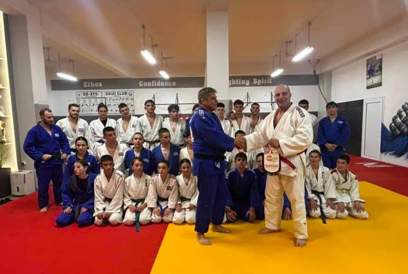 ΑΣ ΤΖΟΥΝΤΟ ΚΑΛΑΜΑΤΑΣ: Προπονήσεις στην Κηφισιά