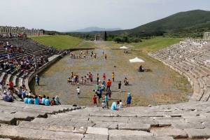 Η Αρχαία Μεσσήνη φιλοξένησε τους πανελλήνιους σχολικούς αγώνες! (βίντεο)