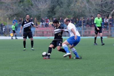ΑΠΟΛΛΩΝ ΚΑΛΑΜΑΤΑΣ - ΑΝΔΡΟΥΣΑ 1-2: Διπλό παραμονής με Μπαλόπουλο, Ζάκκα