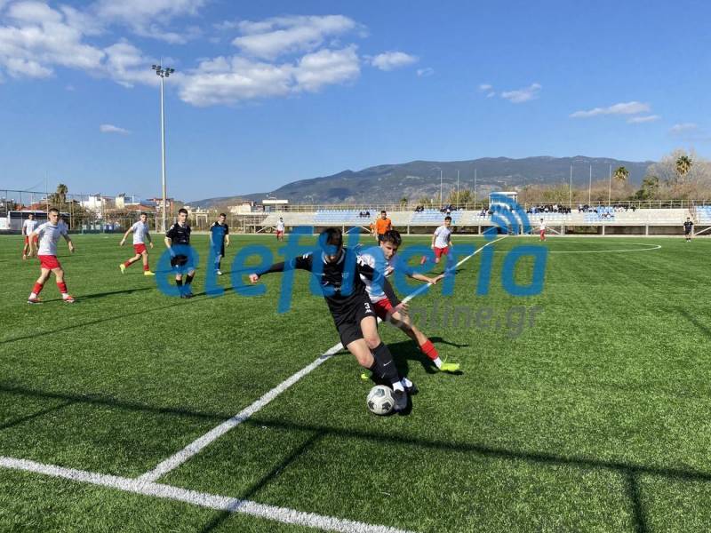 SUPER LEAGUE 2 – Κ19: Η Καλαμάτα ηττήθηκε από την Ηλιούπολη (φωτογραφίες)