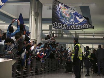 Αποθεωτική υποδοχή για την Πόρτο παρά την εξάρα και τον αποκλεισμό!