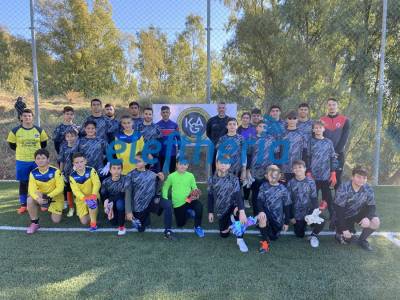 Επίσκεψη του Δημήτρη Κόμπλα στο “Kalamata Goalkeepers Academy” (φωτογραφίες)