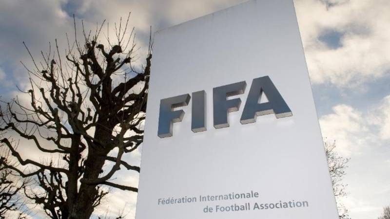 Κρίσιμη συνάντηση της FIFA με την IFAB για τους κανονισμούς