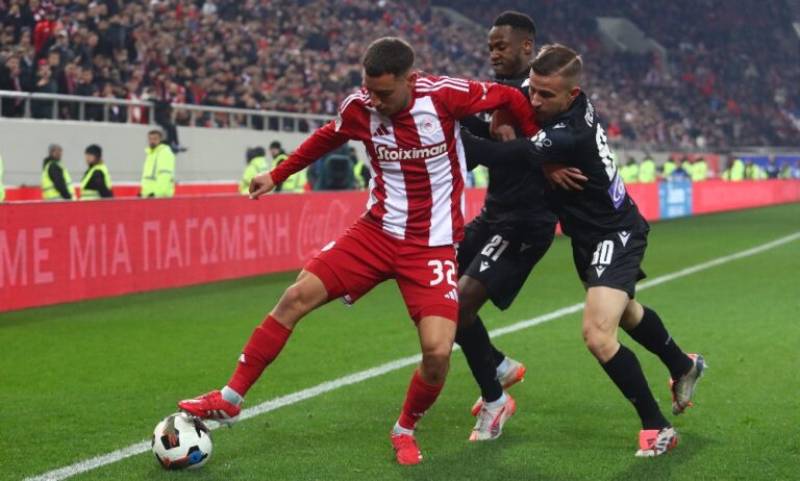 SUPER LEAGUE: Φιέστα στον Πειραιά, άγχος στη Νέα Φιλαδέλφεια