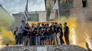 Γιόρτασε την άνοδο η ΑΕ Λογγάς (φωτογραφίες)