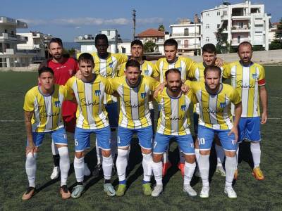 ΘΥΕΛΛΑ ΧΑΡΑΚΟΠΙΟΥ – ΚΥΠΑΡΙΣΣΙΑ 0-1: Συνεχίζει μόνη πρώτη