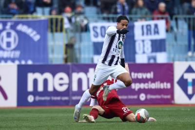 «ΜΑΥΡΗ ΘΥΕΛΛΑ»: Κλείνει παίκτες, χωρίς να έχει ανακοινώσει προπονητή!