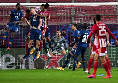 Στο Europa League μέσω... Μάντσεστερ ο Ολυμπιακός παρά την ήττα από την Πόρτο (βίντεο)