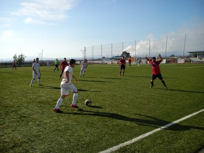 ΑΣΠΡΟΧΩΜΑ - ΑΝΑΓΕΝΝΗΣΗ ΠΑΡΑΛΙΑΣ 1-1: Δίκαιη μοιρασιά με γκολ στο β&#039; ημίχρονο