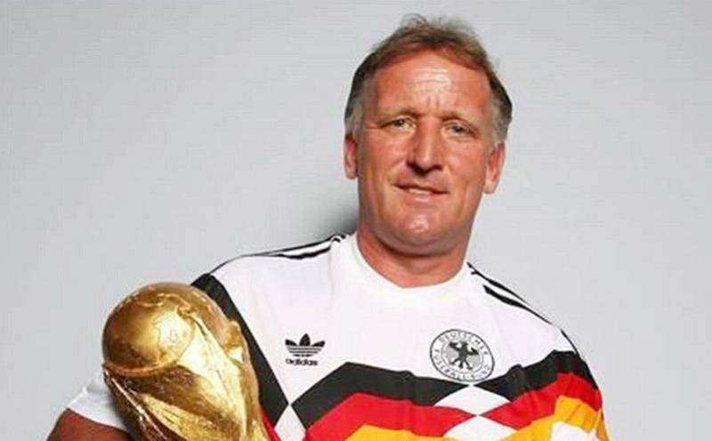 Πέθανε ο θρύλος του γερμανικού ποδοσφαίρου Αντρέας Μπρέμε