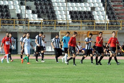 &quot;ΜΑΥΡΗ ΘΥΕΛΛΑ&quot;: Χλωμή εικόνα και νέα φιλική ήττα από Βάρδα (0-1)