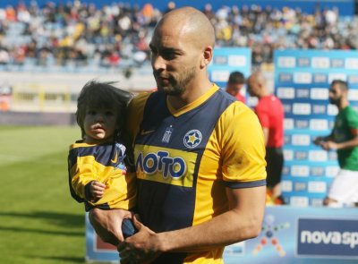 Εικόνισμα στον... Αγιο Μπαράλες έκαναν στην Τρίπολη