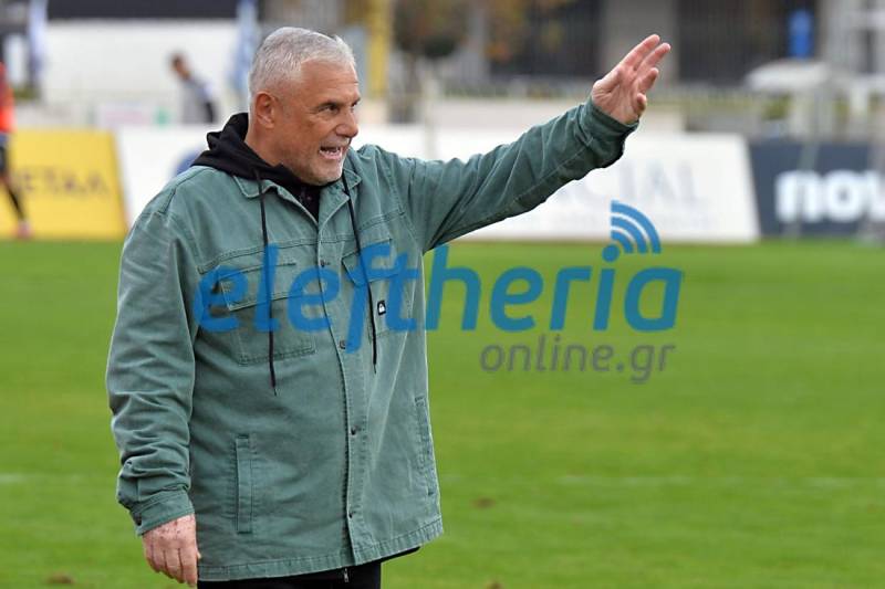 Ο ΑΛΕΚΟΣ ΒΟΣΝΙΑΔΗΣ ΓΙΑ ΤΗ ΜΕΧΡΙ ΣΗΜΕΡΑ ΜΙΚΡΗ ΠΡΟΣΕΛΕΥΣΗ TOY ΚΟΣΜΟΥ: «Η ομάδα δικαιούται μεγαλύτερη στήριξη»