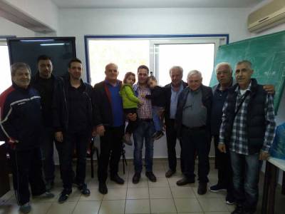 ΣΔΠΜ: Μοίρασε λαμπάδες και τσουρέκια στους ρέφερι